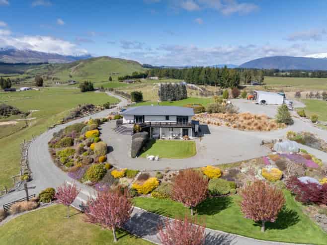 1085C Hillside Manapouri Road, Manapouri