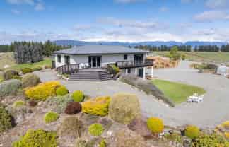 1085C Hillside Manapouri Road, Manapouri