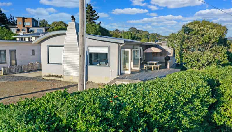 4 Cleddy Street, Moeraki