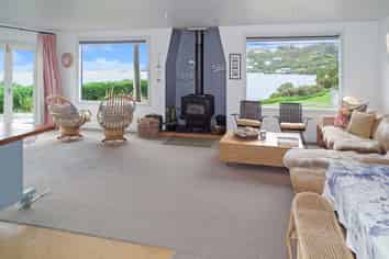 4 Cleddy Street, Moeraki