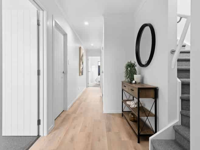 2-3/2 Wellington Street, Hamilton East