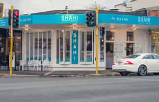 RESTAURANT FOR SALE ON PRIME REMUERA CORNER

