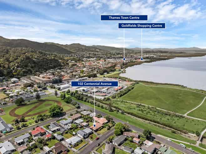 102 Centennial Avenue, Thames