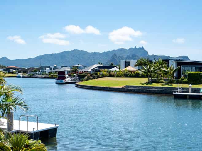 15 Waitemata Drive, One Tree Point