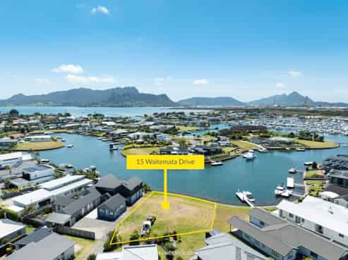 15 Waitemata Drive, One Tree Point
