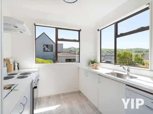 2/46 Wingfield Place, Churton Park