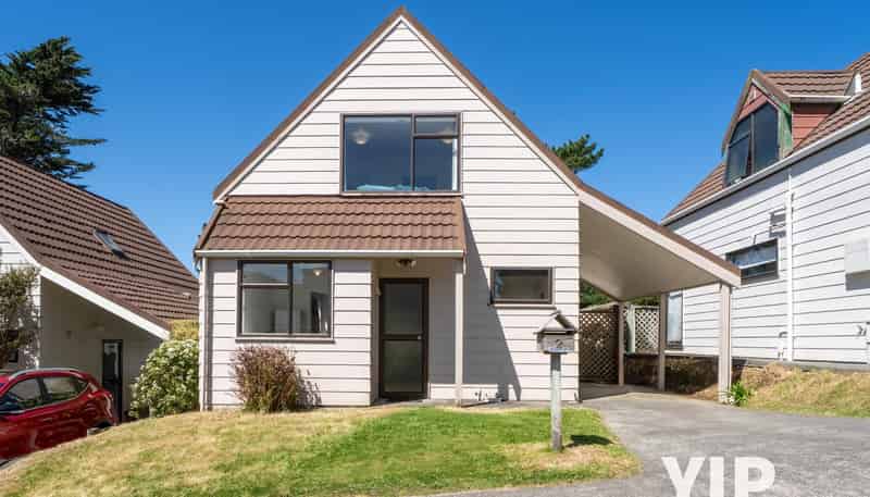 2/46 Wingfield Place, Churton Park