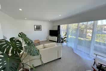 5/2 Argyle Terrace, Milford