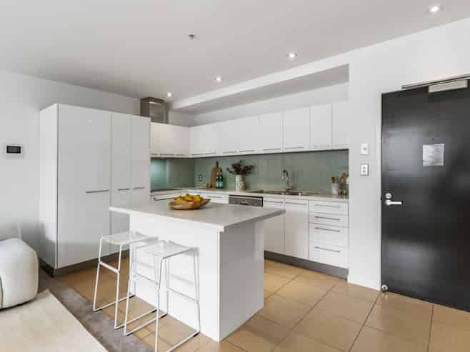 104/16 Huron Street, Takapuna