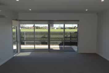  40 Menin Gate, Yaldhurst