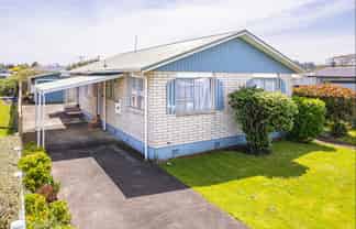 69 Exeter Crescent, Springvale