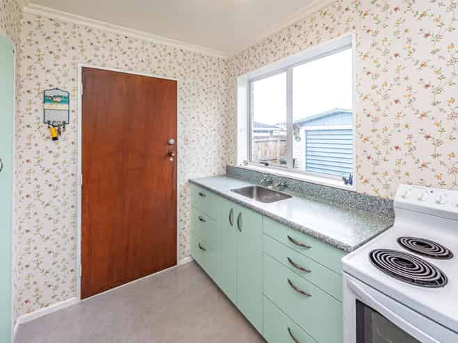 69 Exeter Crescent, Springvale