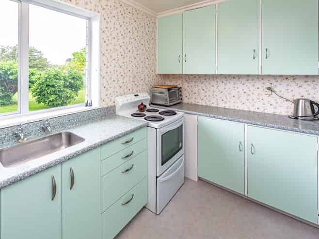 69 Exeter Crescent, Springvale