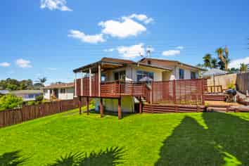 12 Alidade Place, Massey