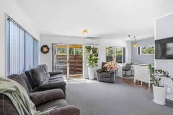 12 Alidade Place, Massey