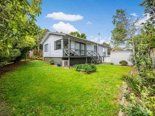 11 Peguero Place, Totara Heights