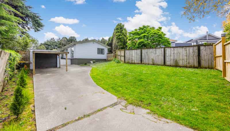 11 Peguero Place, Totara Heights