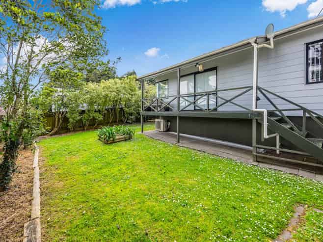 11 Peguero Place, Totara Heights