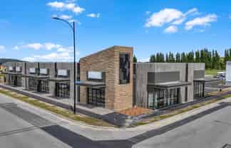 Brand New Retail Premises