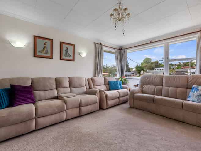 9 Sharyn Place, Brookfield