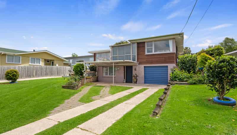 9 Sharyn Place, Brookfield