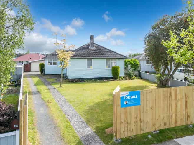 10 Byron Road, Enderley