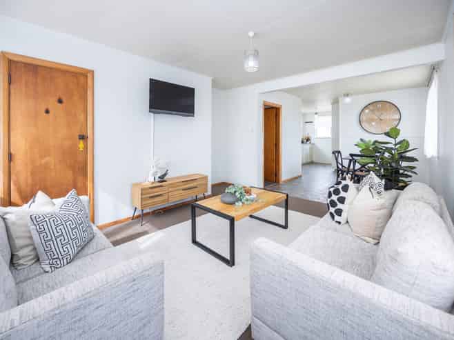 10 Byron Road, Enderley