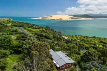 21 Signal Station Road, Omapere