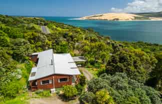 21 Signal Station Road, Omapere