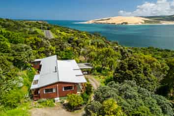 21 Signal Station Road, Omapere