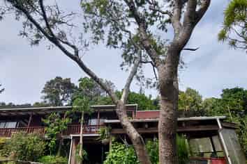 21 Signal Station Road, Omapere