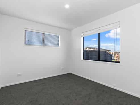 12 Hunia Place, Yaldhurst