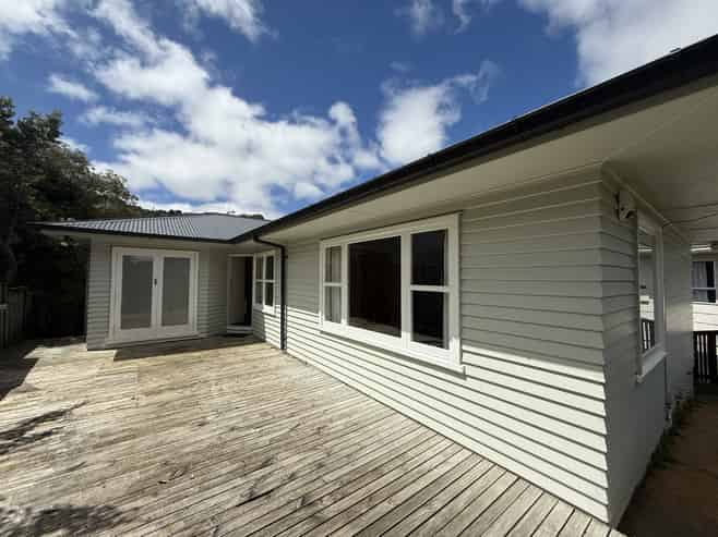 136 Broderick Street , Johnsonville