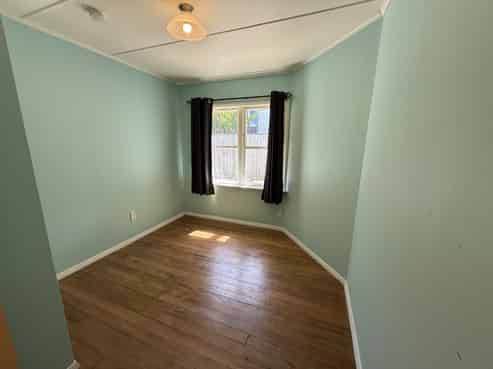 136 Broderick Street , Johnsonville