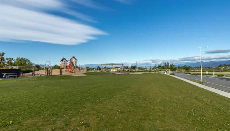 15 Rembrandt Drive, Springlands