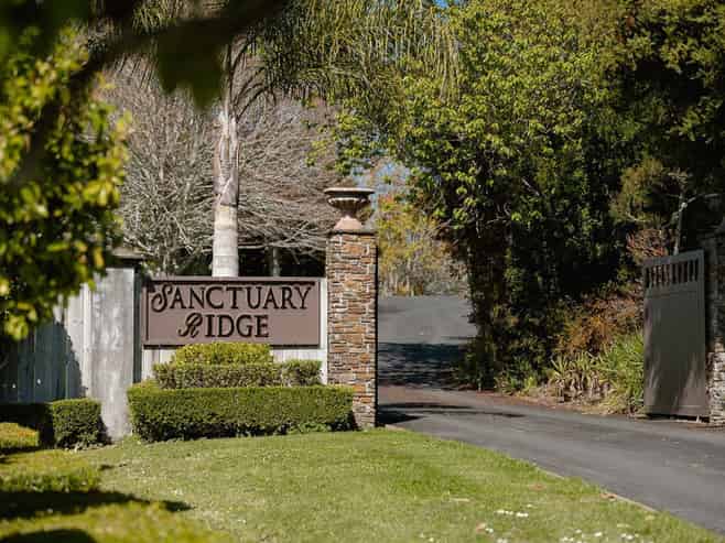 860C Pyes Pa Road, Pyes Pa