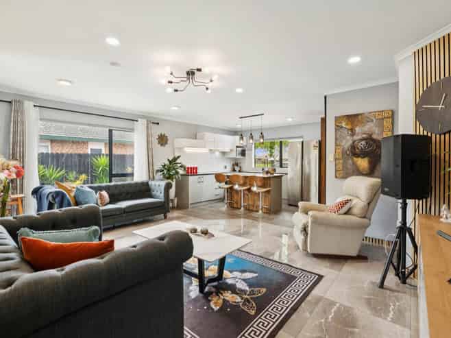 100A Manuroa Road, Takanini