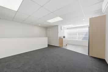 Occupy or invest - superbly refurbished