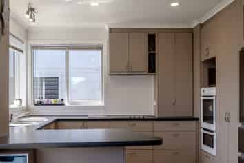 187 Main South Road, KARORO