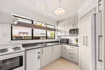 28A Exchange Street, Ebdentown