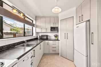 28A Exchange Street, Ebdentown