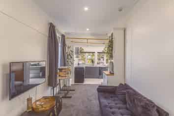 40 Canterbury Street, Lyttelton