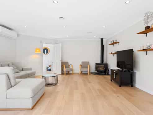 15 Bunting Place, Woodend