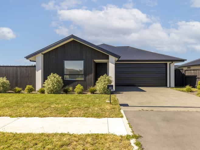 157 Faringdon Boulevard, Rolleston