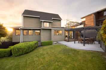 43 Lachlan Drive, Dinsdale