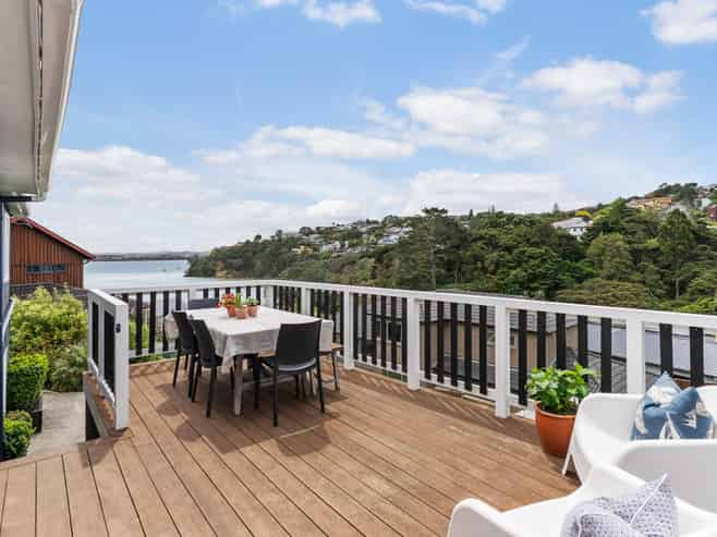 101 Island Bay Road, Beach Haven