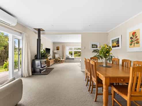 137 Tauroa Road, Havelock North