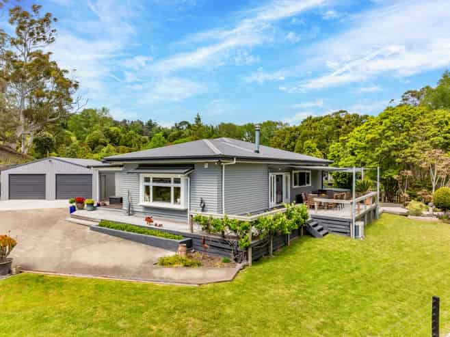 137 Tauroa Road, Havelock North