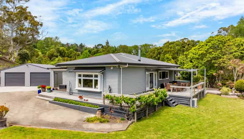 137 Tauroa Road, Havelock North