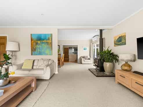 137 Tauroa Road, Havelock North